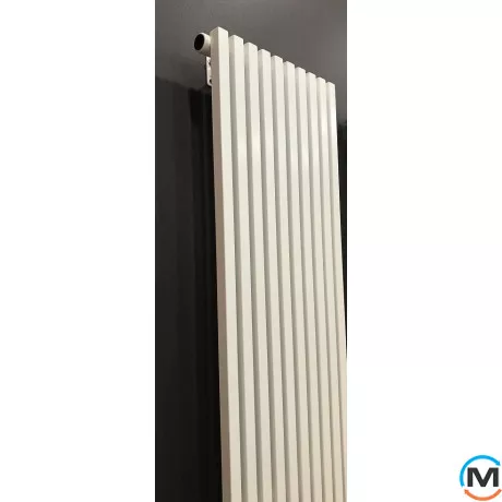 Радіатор Betatherm Quantum 1 2000*525 (Білий RAL9016М, підк. №99), Підключення радіатора: Нижнє, Колір: Білий, Висота (мм): 2000, Глибина (мм): 60, Кількість секцій: 13, фото , зображення 4